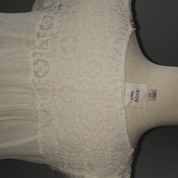 Top - Picture 3 of 3